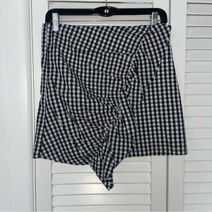 Precious Black and White Check Short Skirt